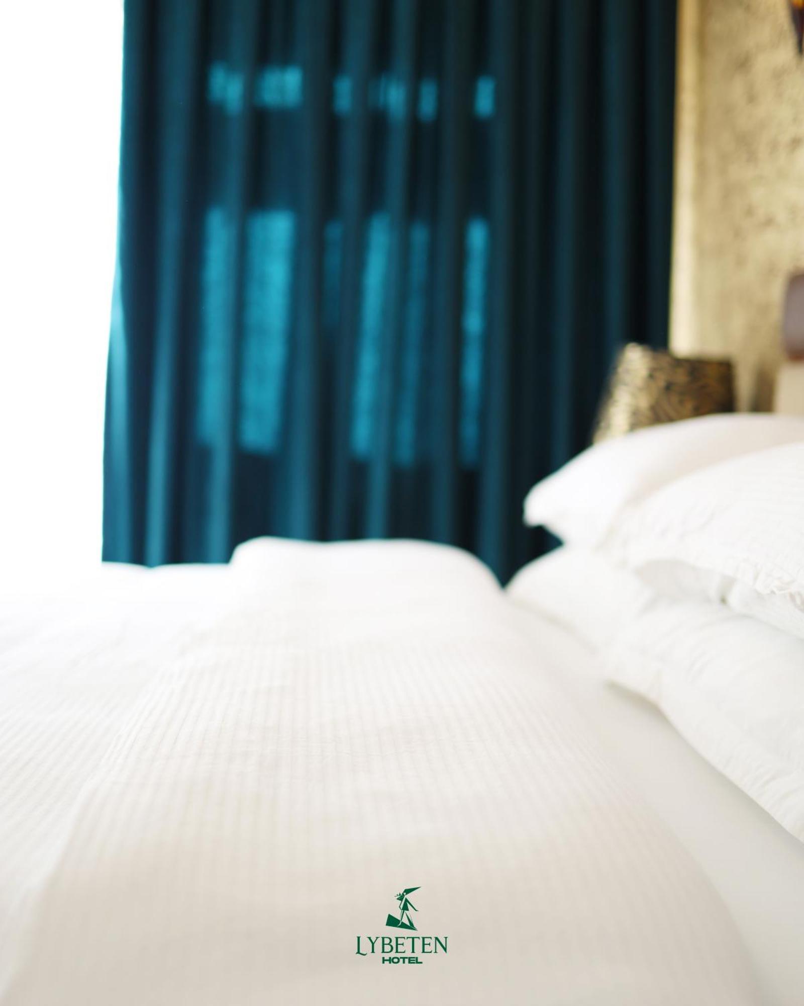 Hotel Lybeten Ferizaj Kültér fotó
