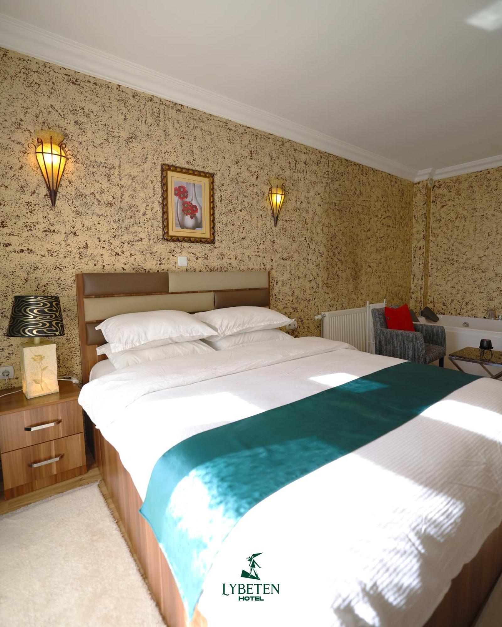 Hotel Lybeten Ferizaj Kültér fotó