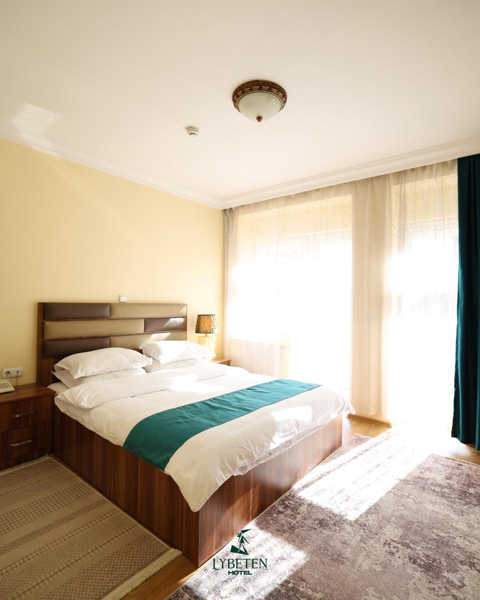 Hotel Lybeten Ferizaj Kültér fotó